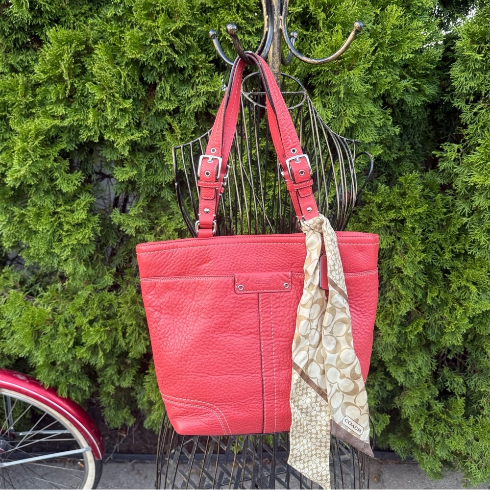 Coach Hamilton pebble leather pink salmon coral bag